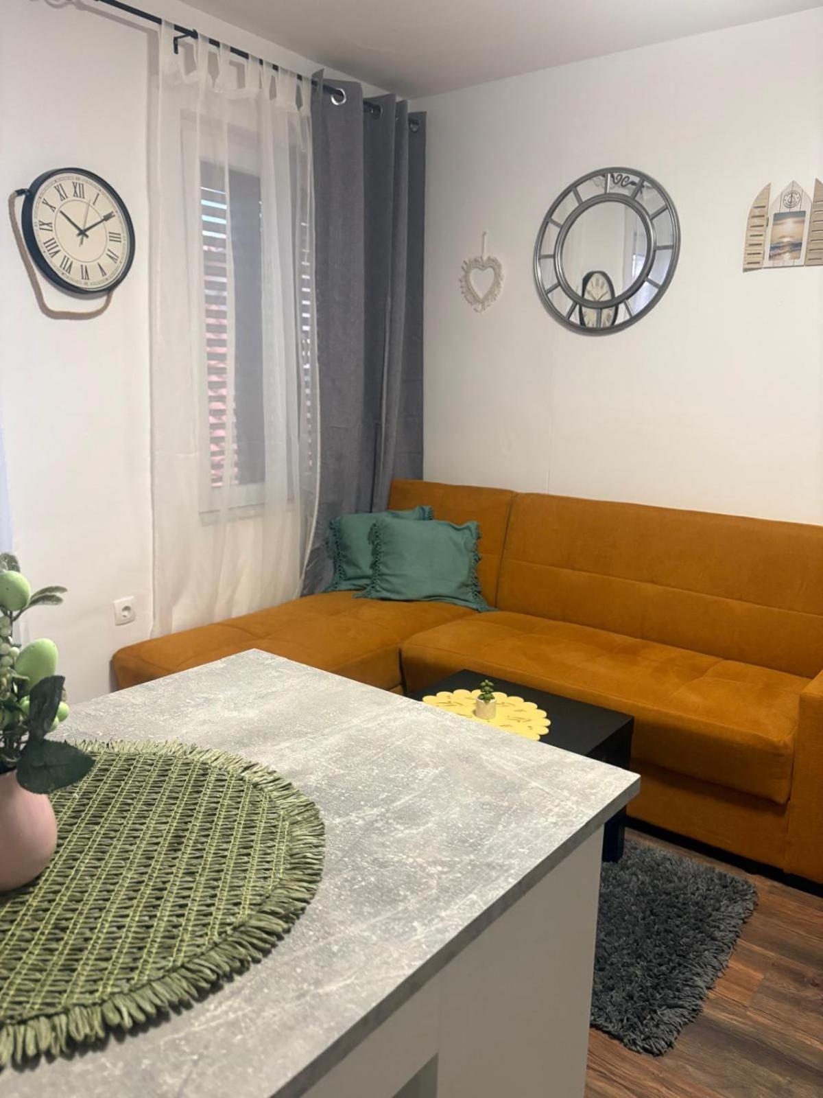 Mint 2 Appartement Zadar